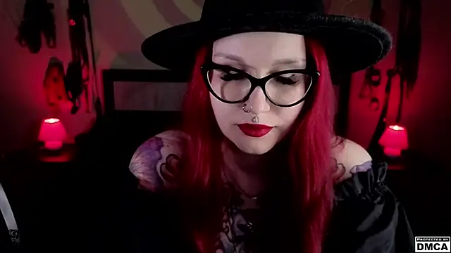 Snapshot of Amanita__Pantherina chatting on March 12, 2:23 pm Amanita Pantherina online show from March 12, 2:23 pm