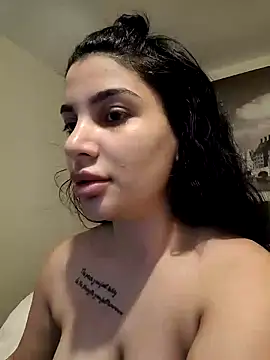 Snapshot of Samira30 chatting on December 1, 7:03 pm Samira30 online show from December 1, 7:03 pm
