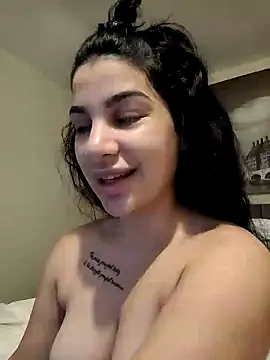 Snapshot of Samira30 chatting on December 2, 8:30 am Samira30 online show from December 2, 8:30 am