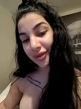 Snapshot of Samira30 chatting on December 12, 11:50 am Samira30 online show from December 12, 11:50 am