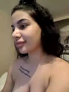 Snapshot of Samira30 chatting on December 20, 9:11 am Samira30 online show from December 20, 9:11 am