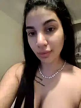 Snapshot of Samira30 chatting on January 18, 8:31 am Samira30 online show from January 18, 8:31 am