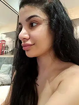 Snapshot of Samira30 chatting on March 7, 11:40 am Samira30 online show from March 7, 11:40 am