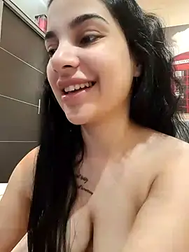 Snapshot of Samira30 chatting on March 13, 12:02 pm Samira30 online show from March 13, 12:02 pm