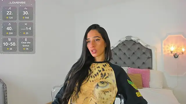 Valentina Ross  online show from June 16, 11:57 am
