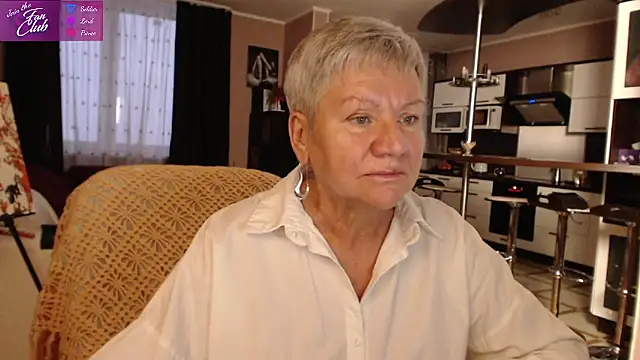 Snapshot of roxana_brooks chatting on January 16, 1:47 pm roxana brooks online show from January 16, 1:47 pm