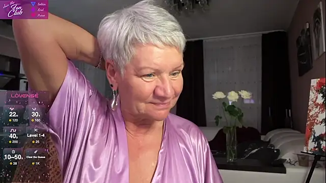 Snapshot of roxana_brooks chatting on January 27, 8:28 pm roxana brooks online show from January 27, 8:28 pm