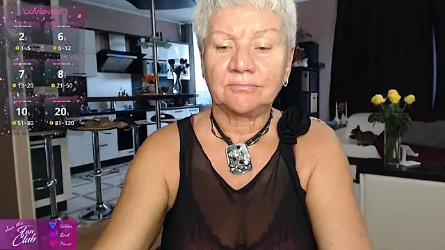 Snapshot of roxana_brooks chatting on June 28, 4:57 pm roxana brooks online show from June 28, 4:57 pm