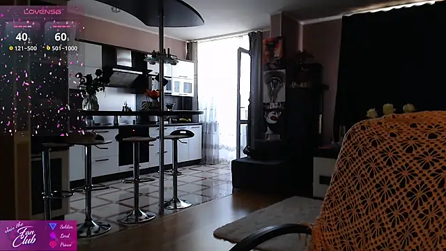 Snapshot of roxana_brooks chatting on July 17, 2:56 pm roxana brooks online show from July 17, 2:56 pm