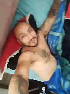 Snapshot of KenllyH chatting on December 1, 7:14 pm KenllyH online show from December 1, 7:14 pm