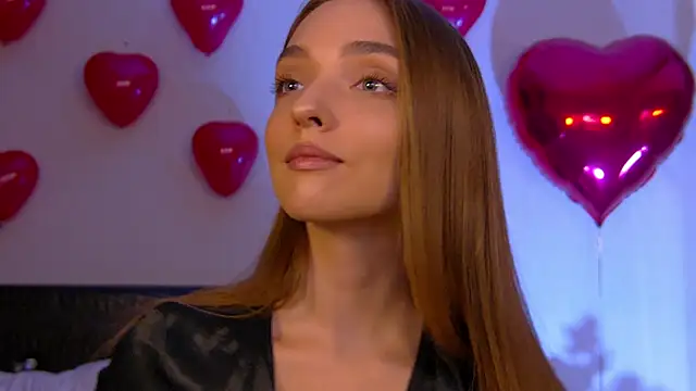 VirginieCruz online show from February 10, 7:28 pm