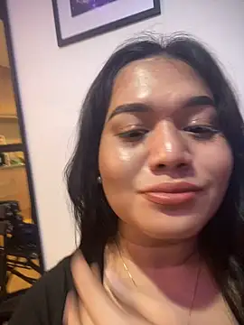 Snapshot of junealovexx chatting on September 18, 1:46 pm junealovexx online show from September 18, 1:46 pm