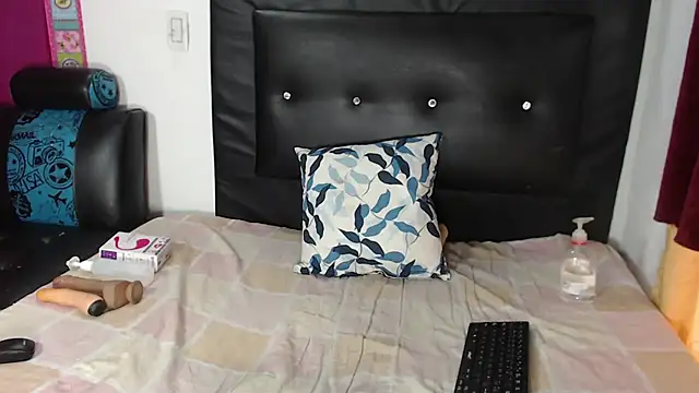 Snapshot of harley_sweet-69 chatting on March 15, 9:27 pm harley sweet-69 online show from March 15, 9:27 pm