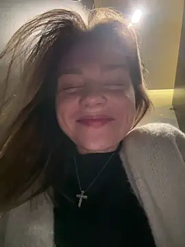 ValenciaShock online show from December 17, 6:41 am