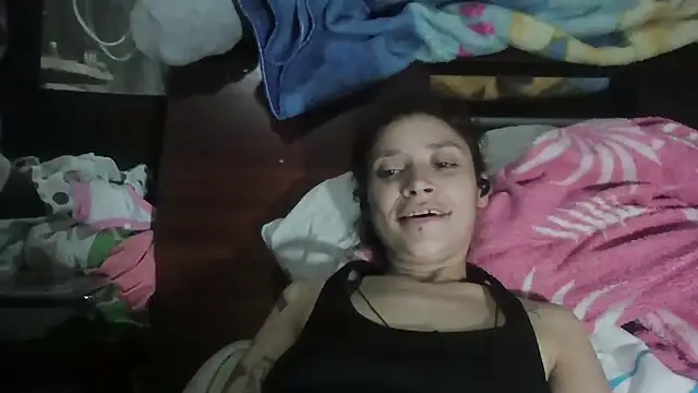 Snapshot of TamaraNauthy chatting on June 1, 12:01 am TamaraNauthy online show from June 1, 12:01 am