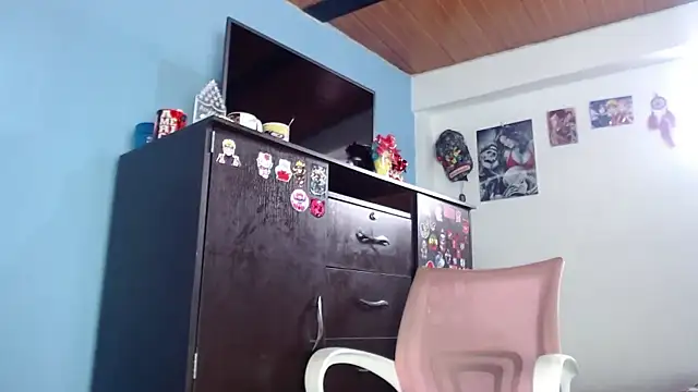 Snapshot of Nasty_019 chatting on October 6, 9:12 pm Nasty 019 online show from October 6, 9:12 pm