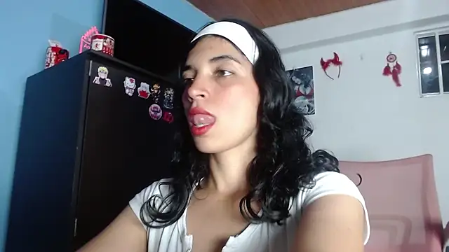 Snapshot of Nasty_019 chatting on December 4, 2:32 am Nasty 019 online show from December 4, 2:32 am