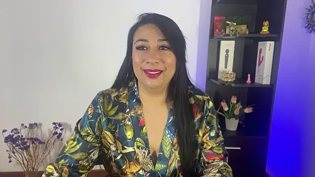 Karina Yang online show from July 25, 12:47 pm