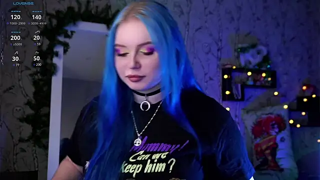 Snapshot of Moon_Valkyrie chatting on January 8, 10:04 am Moon Valkyrie online show from January 8, 10:04 am