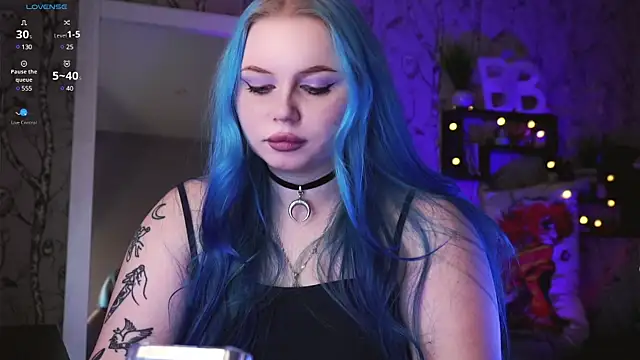 Snapshot of Moon_Valkyrie chatting on February 3, 12:14 pm Moon Valkyrie online show from February 3, 12:14 pm