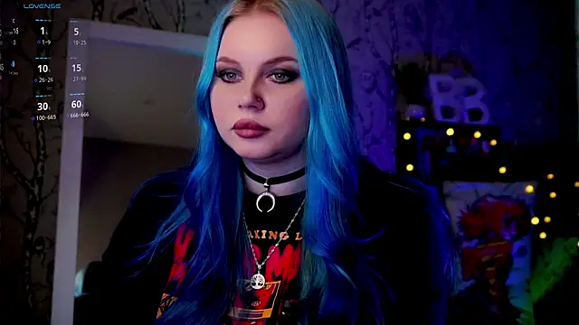 Snapshot of Moon_Valkyrie chatting on February 7, 9:05 am Moon Valkyrie online show from February 7, 9:05 am