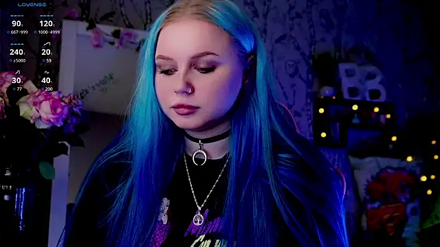 Snapshot of Moon_Valkyrie chatting on February 12, 10:14 am Moon Valkyrie online show from February 12, 10:14 am