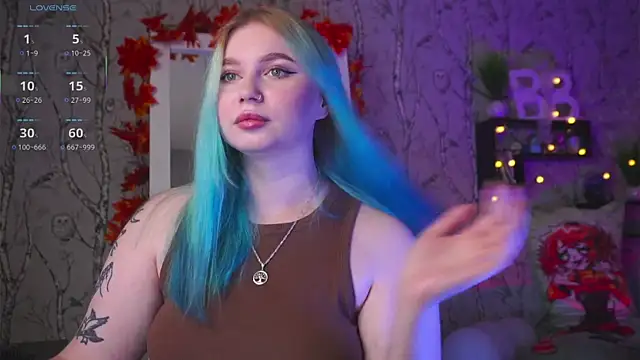 Snapshot of Moon_Valkyrie chatting on September 19, 8:49 am Moon Valkyrie online show from September 19, 8:49 am