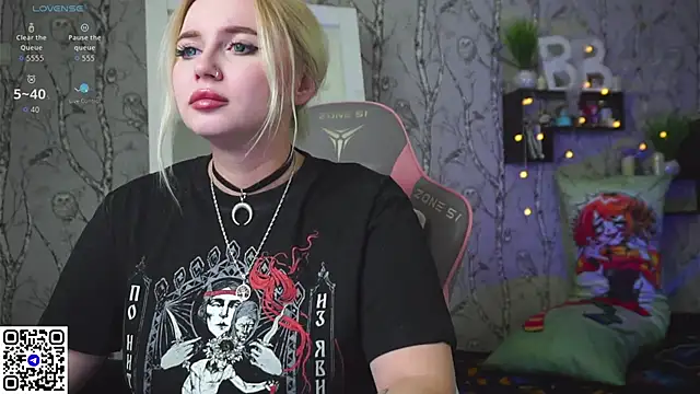 Moon Valkyrie online show from December 23, 10:57 am