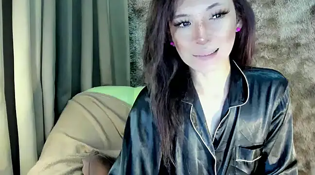 Rhianna wilson online show from February 18, 9:42 pm