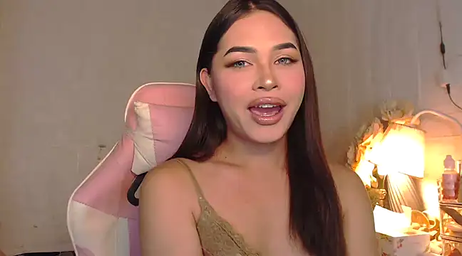 Snapshot of Ashely_Lewis chatting on February 1, 7:57 am Ashely Lewis online show from February 1, 7:57 am