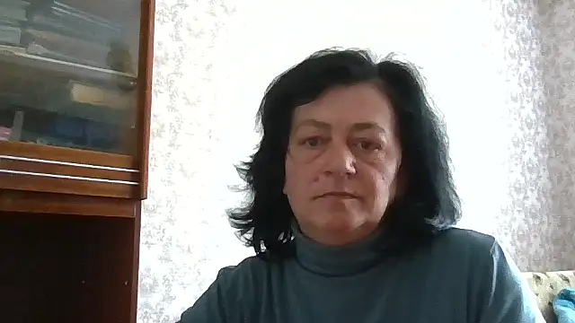 GypsiQueen2 online show from April 24, 7:22 am