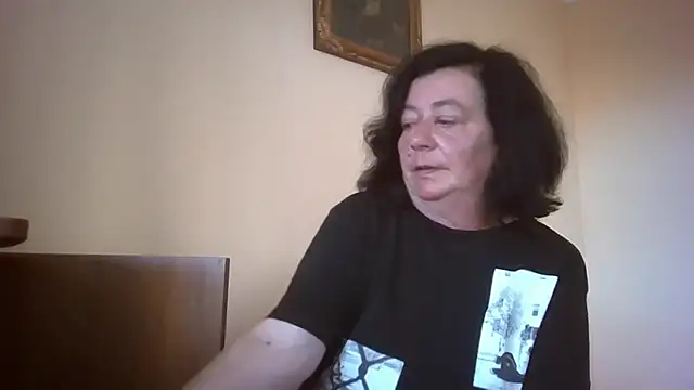 GypsiQueen2 online show from May 14, 5:20 pm
