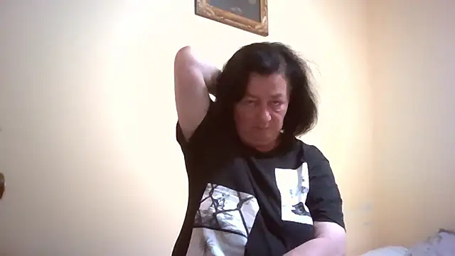 GypsiQueen2 online show from May 25, 7:42 pm