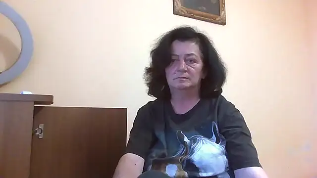 GypsiQueen2 online show from June 15, 6:21 pm