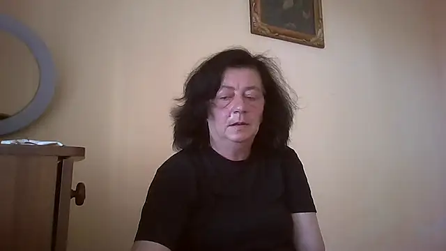 GypsiQueen2 online show from June 19, 4:33 pm