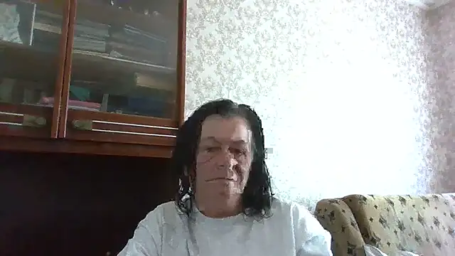 GypsiQueen2 online show from June 29, 7:25 am
