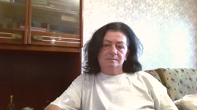 GypsiQueen2 online show from July 2, 3:23 am