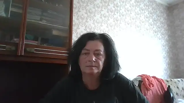 GypsiQueen2 online show from July 3, 6:09 am