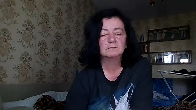 GypsiQueen2 online show from July 12, 6:26 am