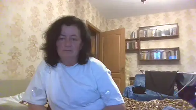 GypsiQueen2 online show from July 12, 6:32 pm