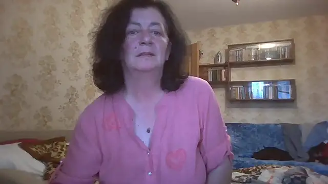 GypsiQueen2 online show from July 16, 6:25 pm