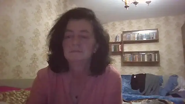 GypsiQueen2 online show from July 17, 7:30 pm