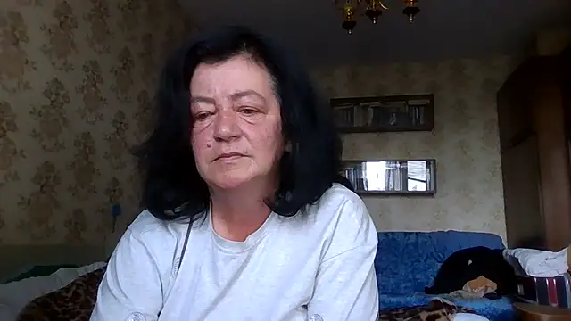 GypsiQueen2 online show from July 25, 9:18 am
