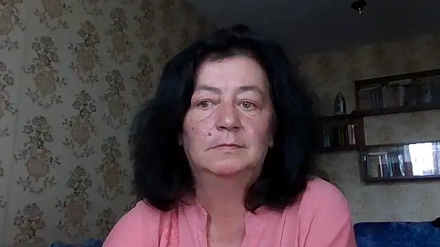 GypsiQueen2 online show from July 28, 11:39 am