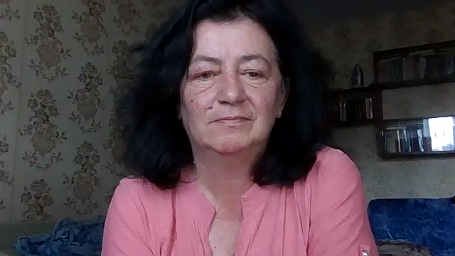 GypsiQueen2 online show from July 28, 12:48 pm