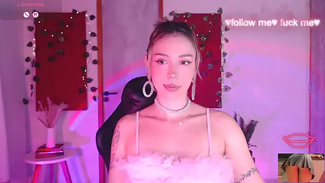 Snapshot of sakura_beauty chatting on November 3, 4:58 am sakura beauty online show from November 3, 4:58 am