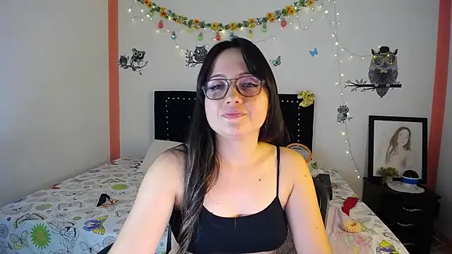 naughty girl 4u online show from February 22, 6:41 pm