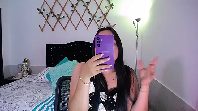 naughty girl 4u online show from November 7, 12:16 pm