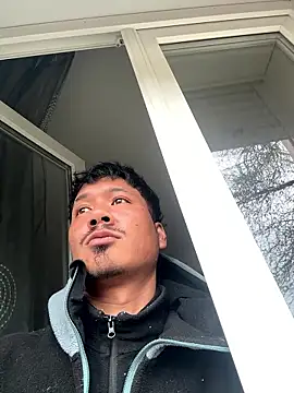 Snapshot of juniiorre chatting on January 17, 10:31 am juniiorre online show from January 17, 10:31 am