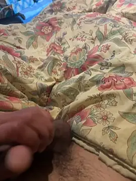 Snapshot of juniiorre chatting on February 6, 9:01 am juniiorre online show from February 6, 9:01 am